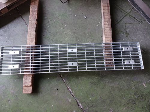 Outdoor stair treads